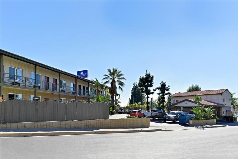 Granada Inn San Fernando Exterior photo