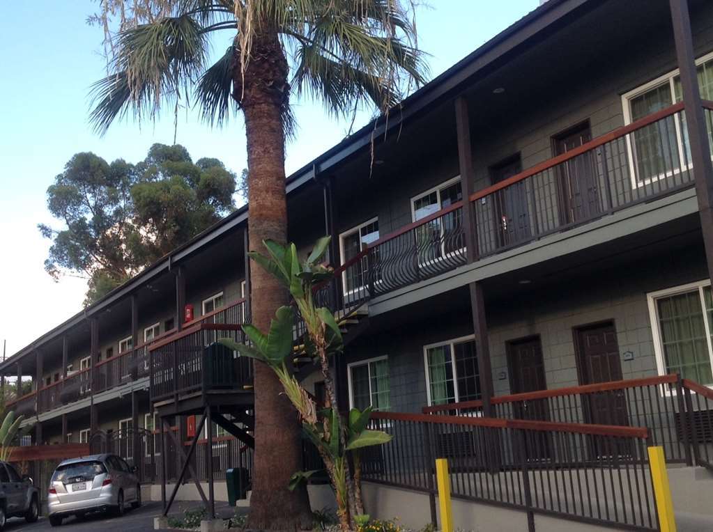 Granada Inn San Fernando Exterior photo
