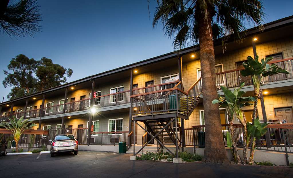 Granada Inn San Fernando Exterior photo